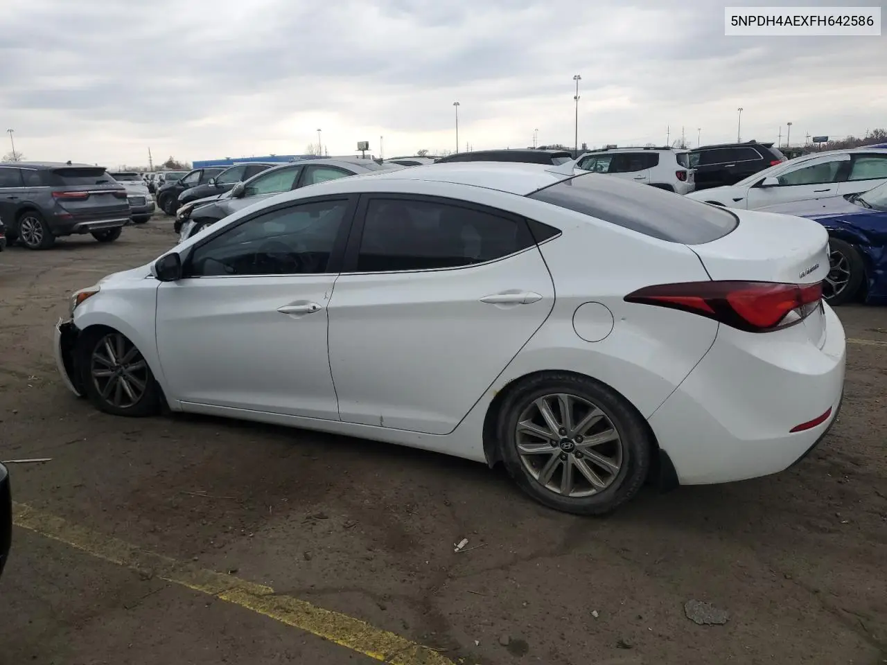 5NPDH4AEXFH642586 2015 Hyundai Elantra Se