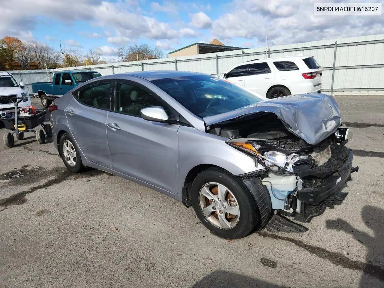 5NPDH4AE0FH616207 2015 Hyundai Elantra Se