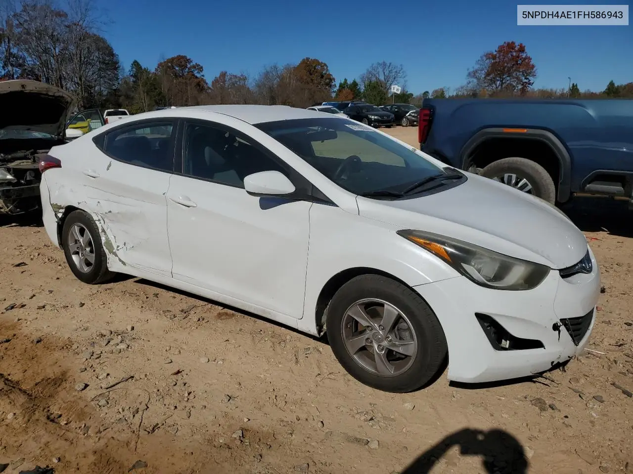 5NPDH4AE1FH586943 2015 Hyundai Elantra Se