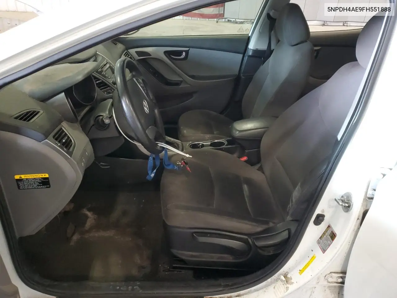 5NPDH4AE9FH551888 2015 Hyundai Elantra Se