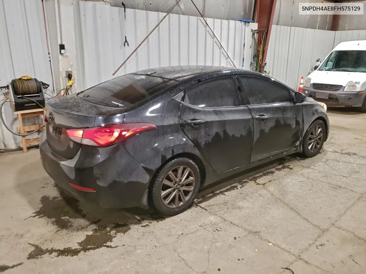 5NPDH4AE8FH575129 2015 Hyundai Elantra Se