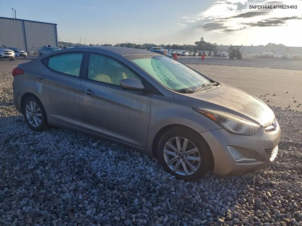 5NPDH4AE4FH629493 2015 Hyundai Elantra Se