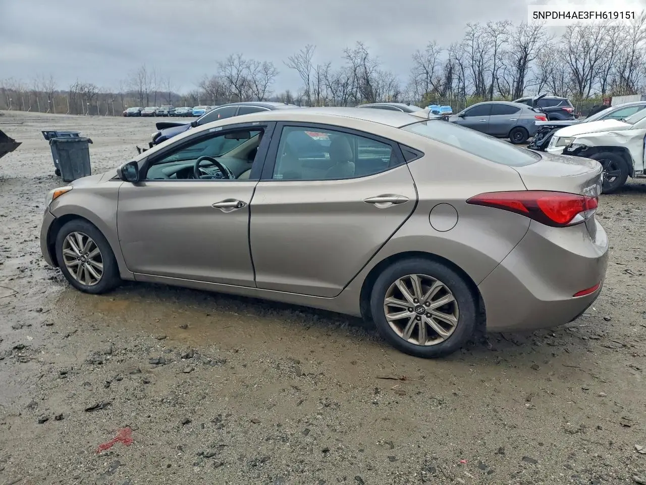 5NPDH4AE3FH619151 2015 Hyundai Elantra Se