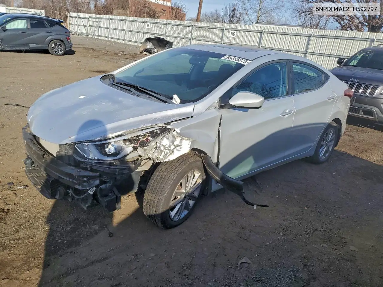 5NPDH4AE2FH592797 2015 Hyundai Elantra Se