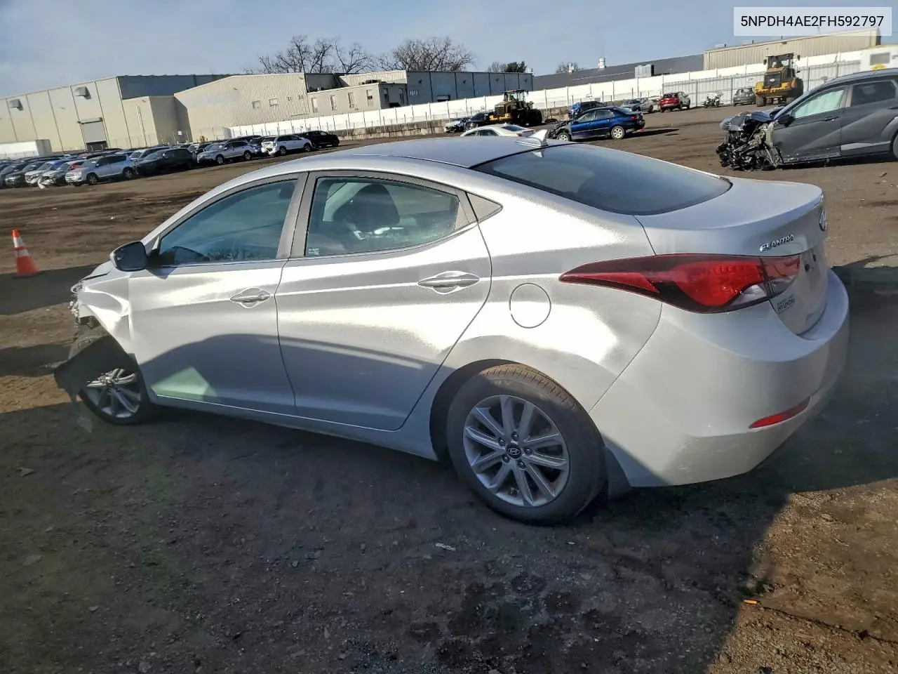 5NPDH4AE2FH592797 2015 Hyundai Elantra Se