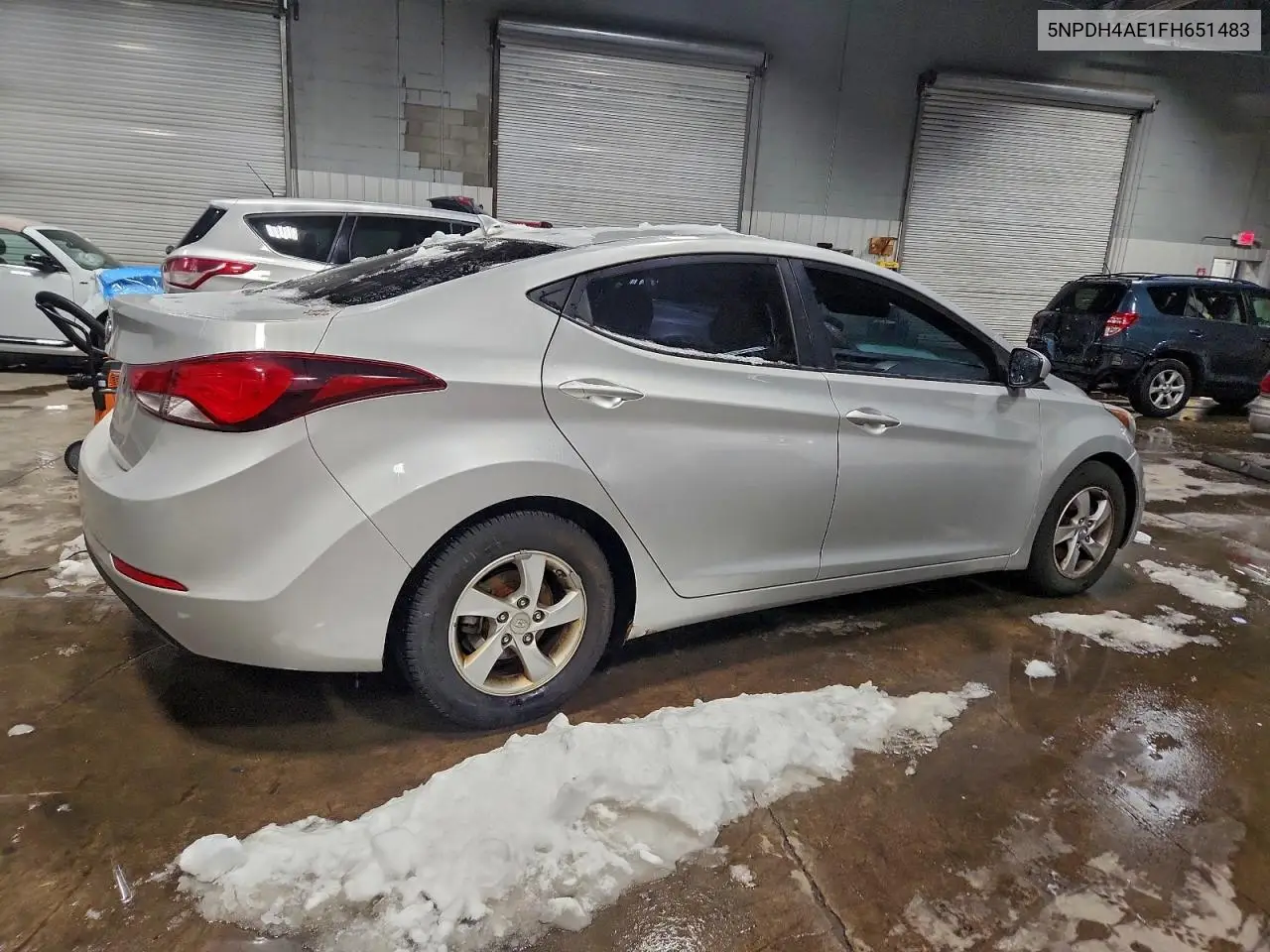 5NPDH4AE1FH651483 2015 Hyundai Elantra Se