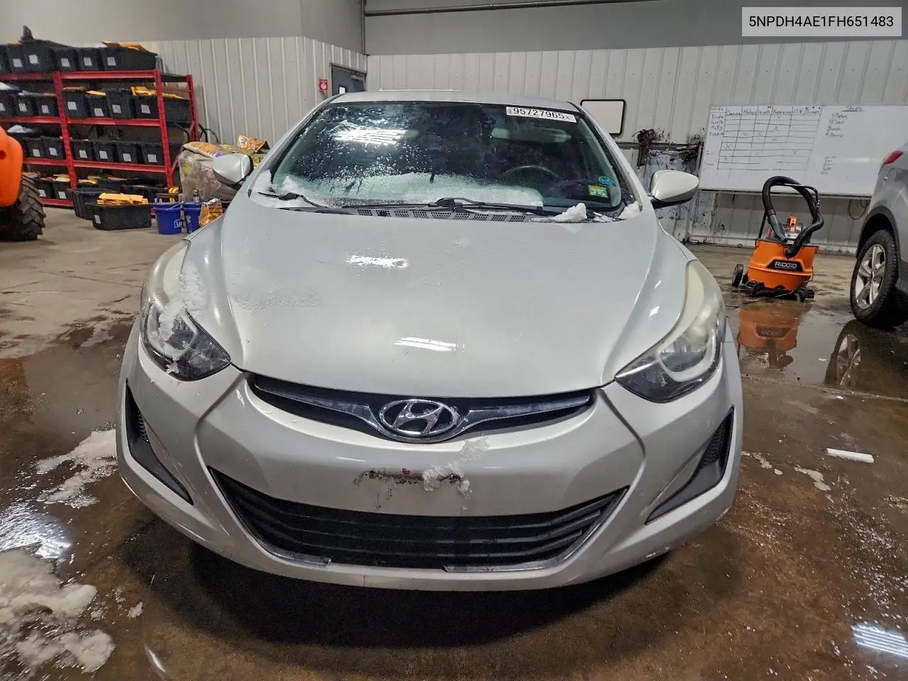 5NPDH4AE1FH651483 2015 Hyundai Elantra Se