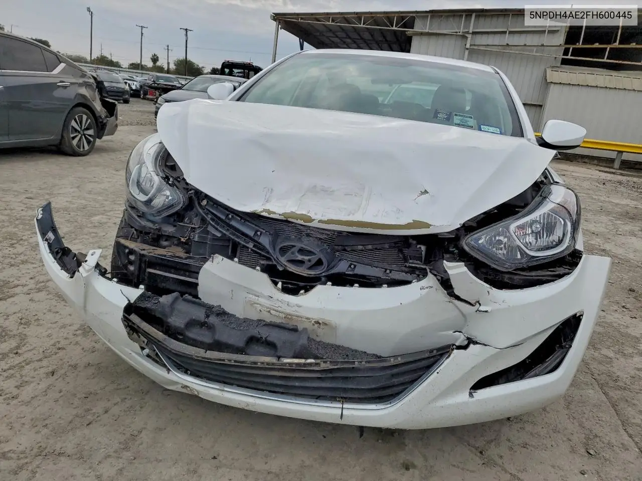 5NPDH4AE2FH600445 2015 Hyundai Elantra Se