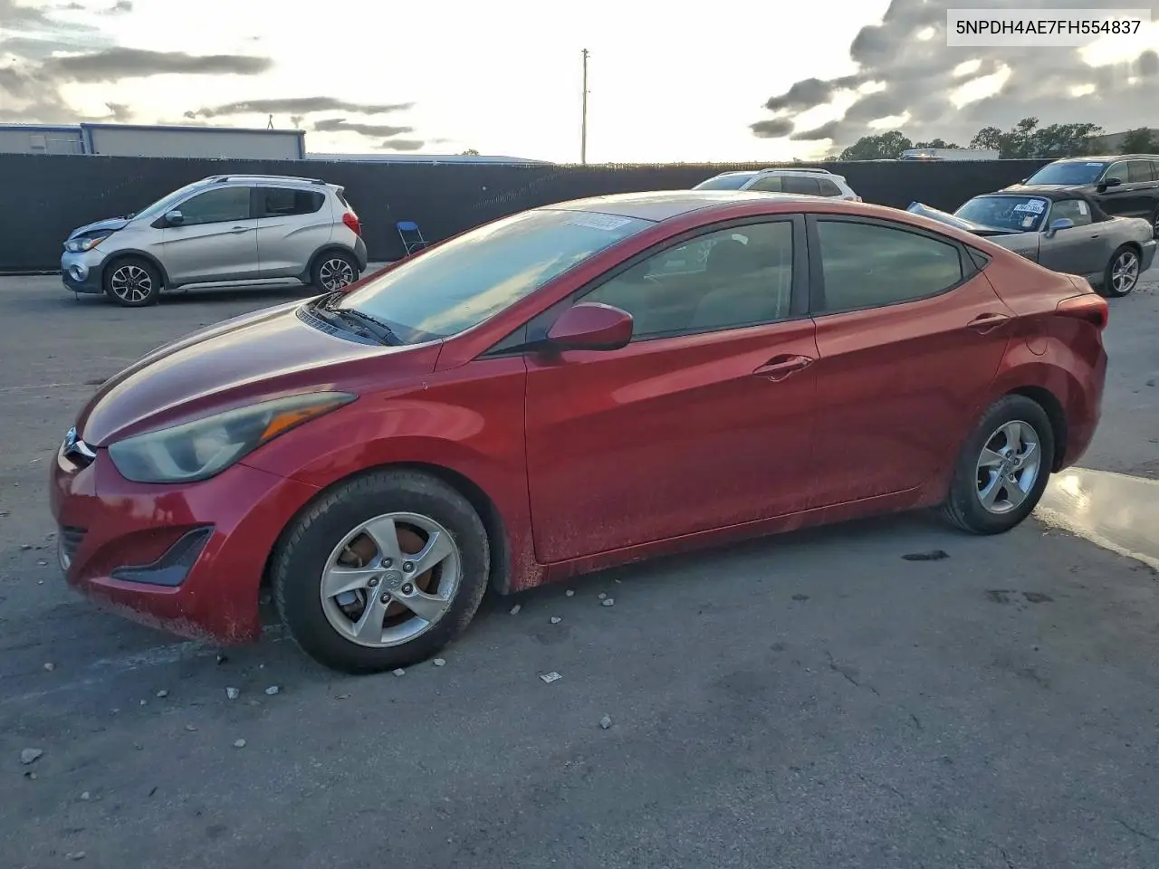 5NPDH4AE7FH554837 2015 Hyundai Elantra Se
