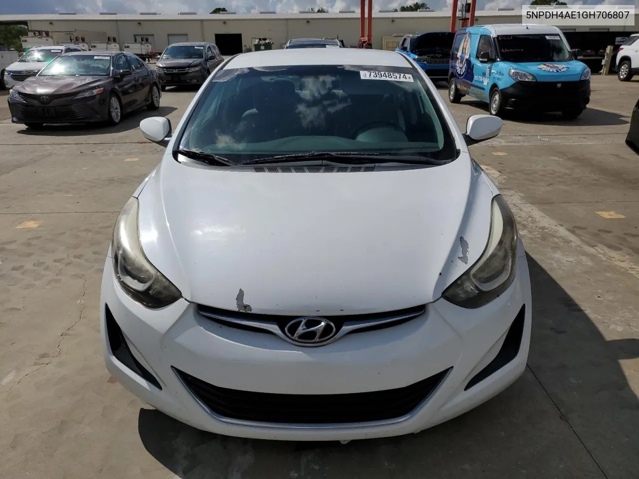 5NPDH4AE1GH706807 2016 Hyundai Elantra Se