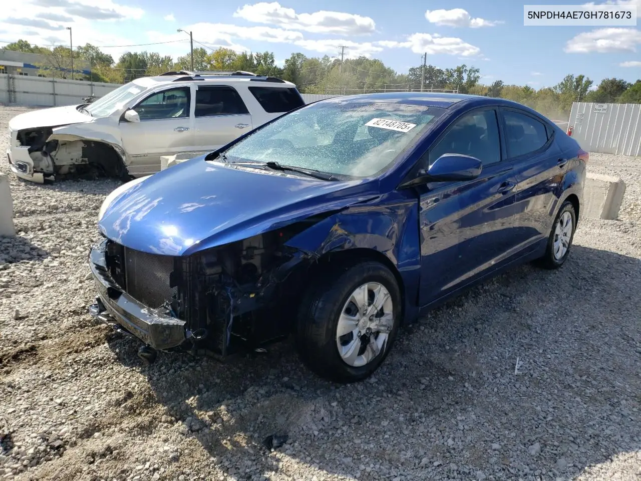 5NPDH4AE7GH781673 2016 Hyundai Elantra Se
