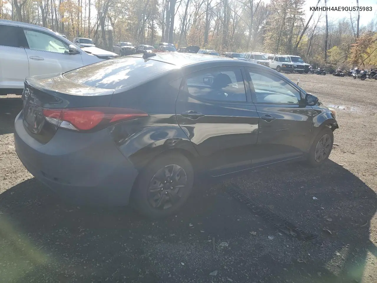 KMHDH4AE9GU575983 2016 Hyundai Elantra Se