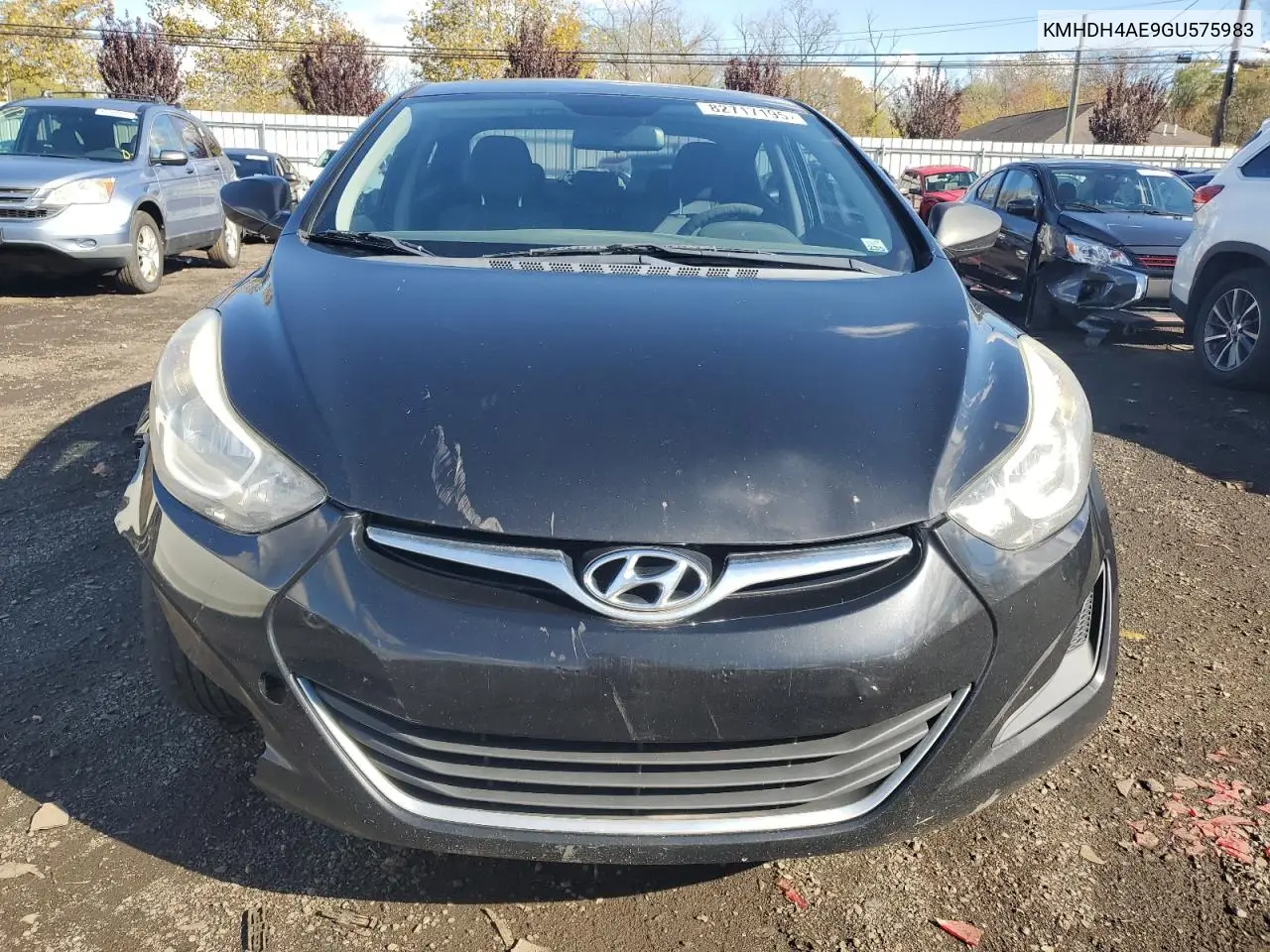KMHDH4AE9GU575983 2016 Hyundai Elantra Se