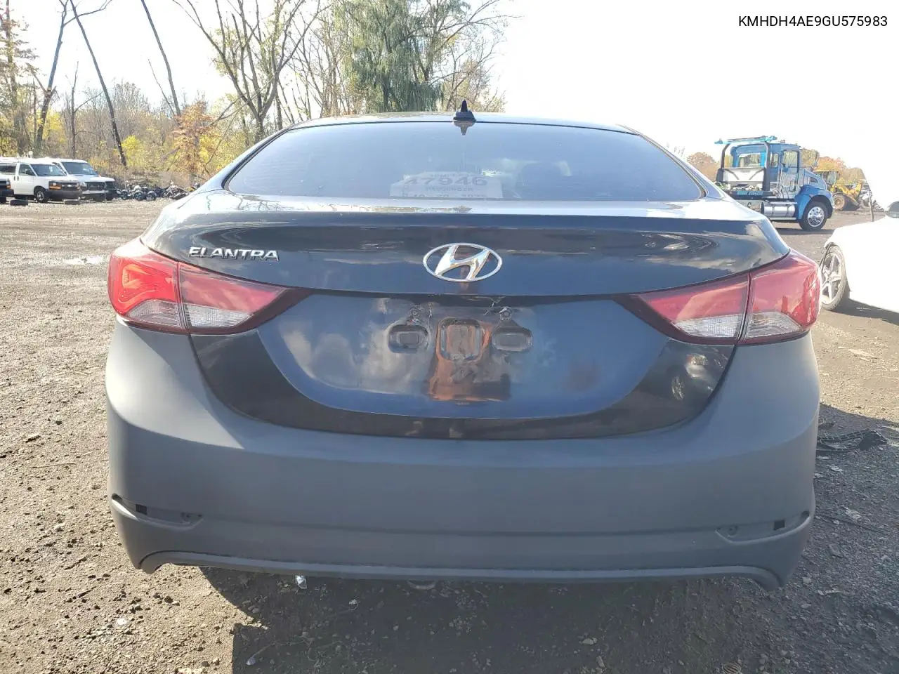 KMHDH4AE9GU575983 2016 Hyundai Elantra Se