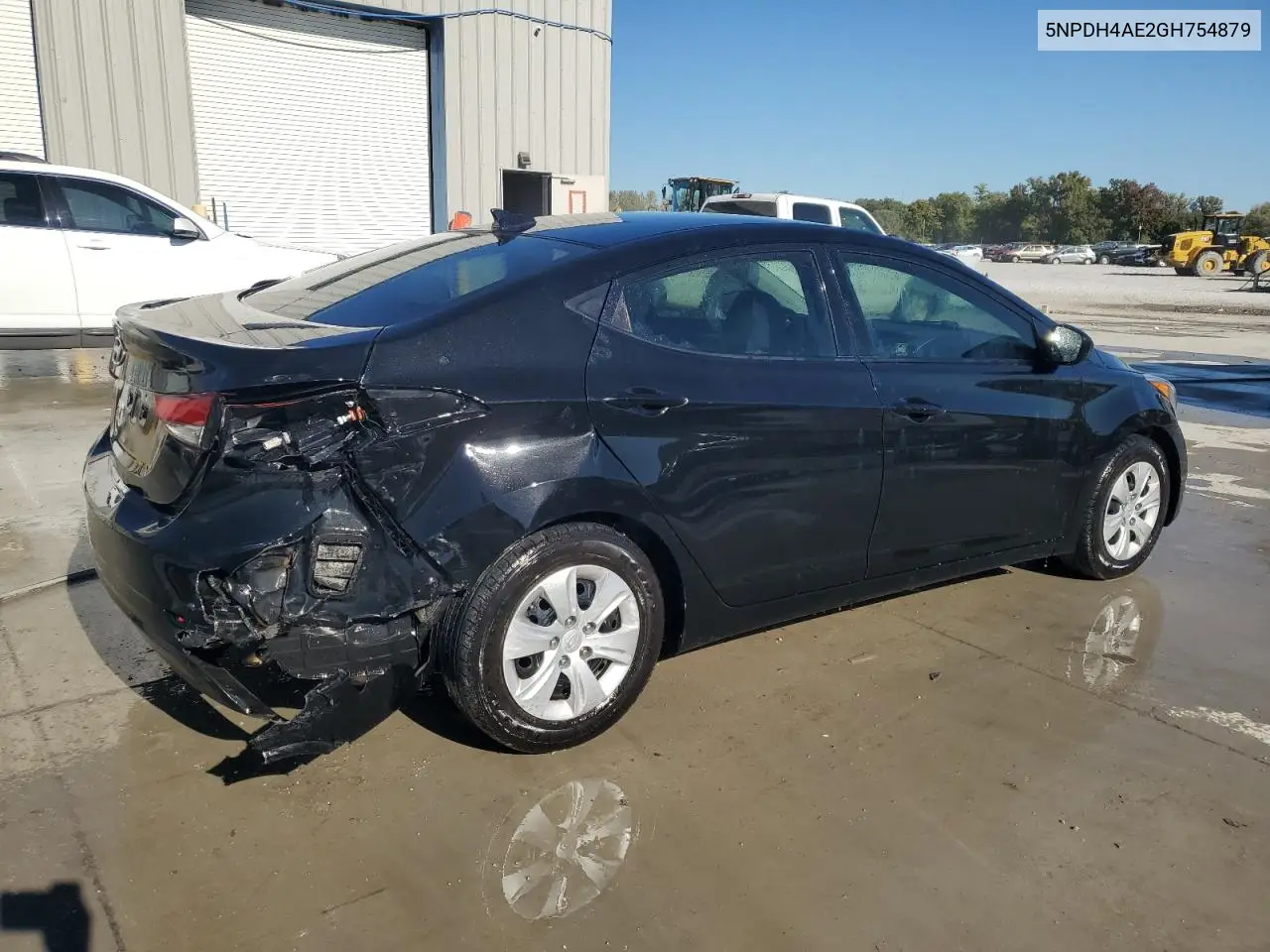 5NPDH4AE2GH754879 2016 Hyundai Elantra Se