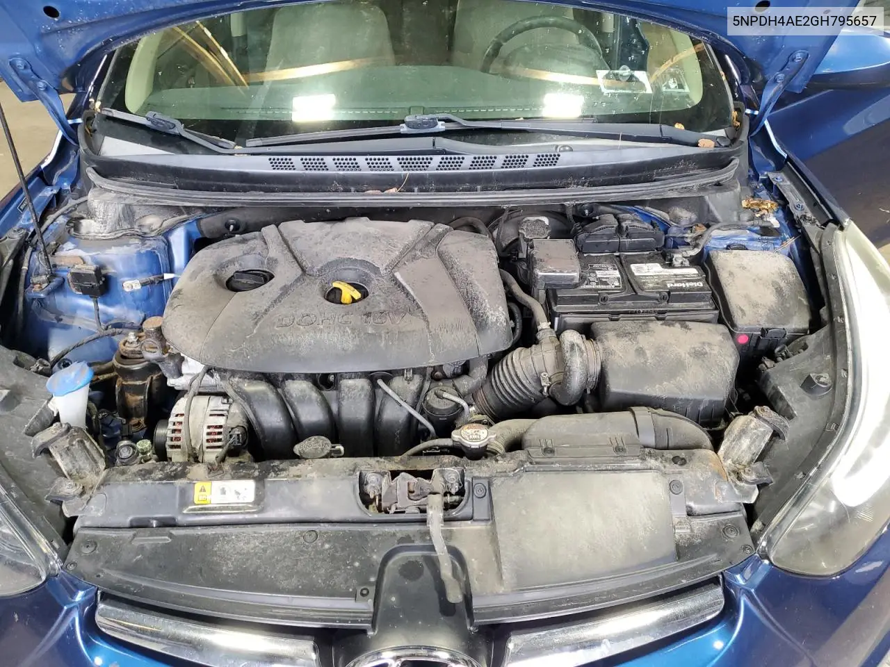 5NPDH4AE2GH795657 2016 Hyundai Elantra Se