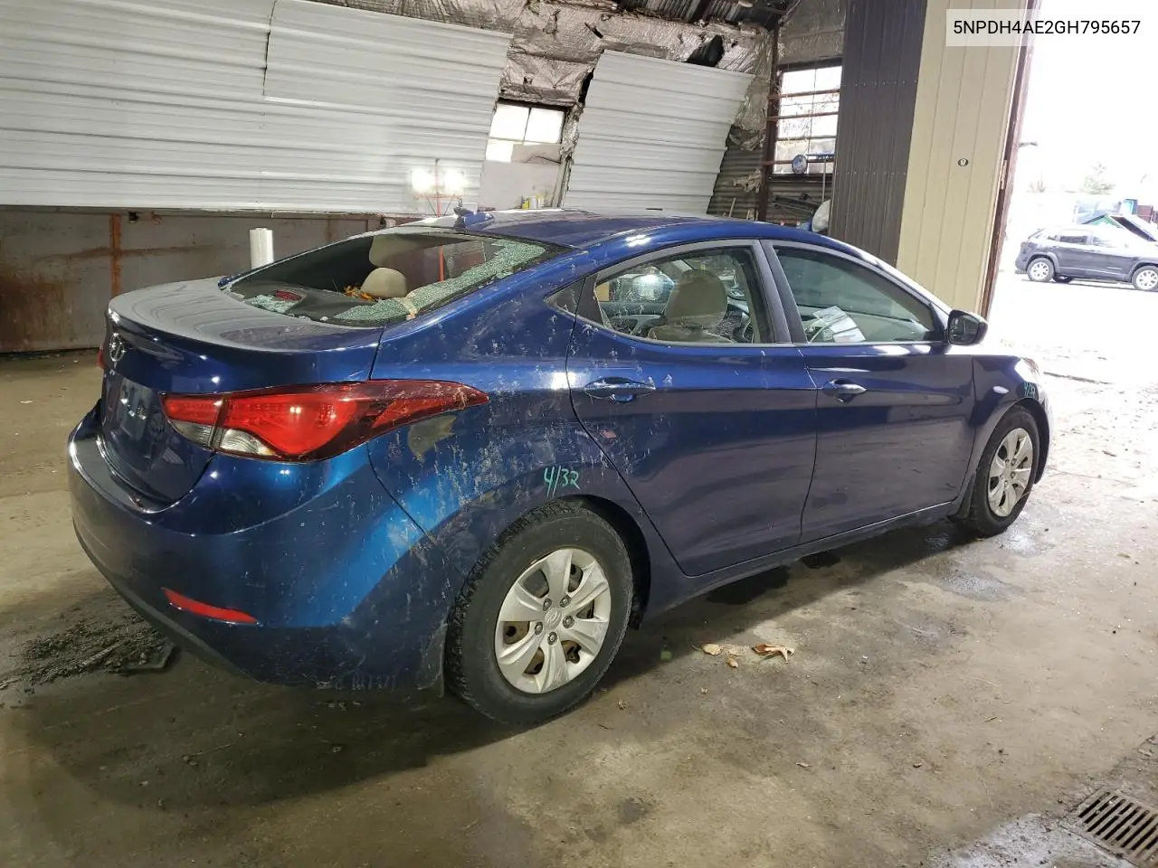 5NPDH4AE2GH795657 2016 Hyundai Elantra Se