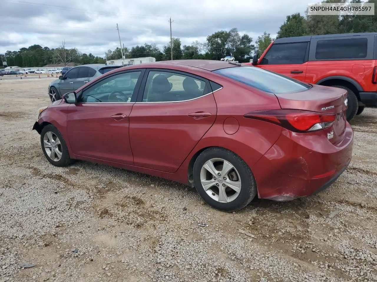 5NPDH4AE4GH785597 2016 Hyundai Elantra Se