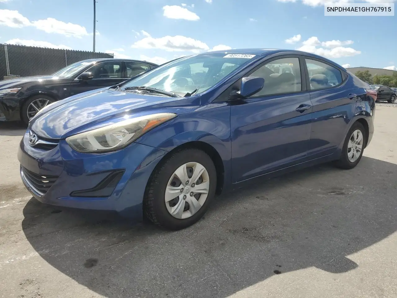 5NPDH4AE1GH767915 2016 Hyundai Elantra Se