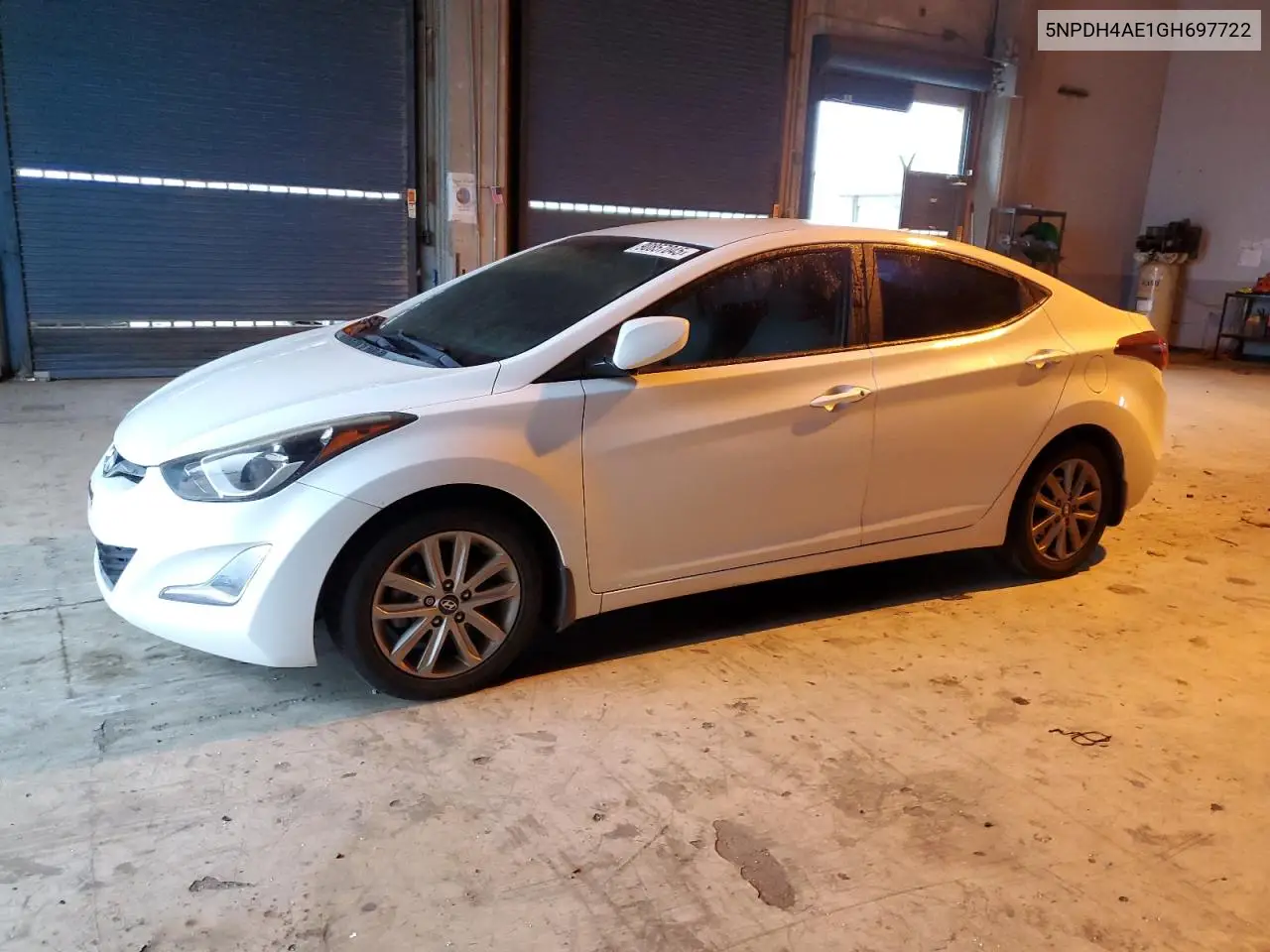 5NPDH4AE1GH697722 2016 Hyundai Elantra Se
