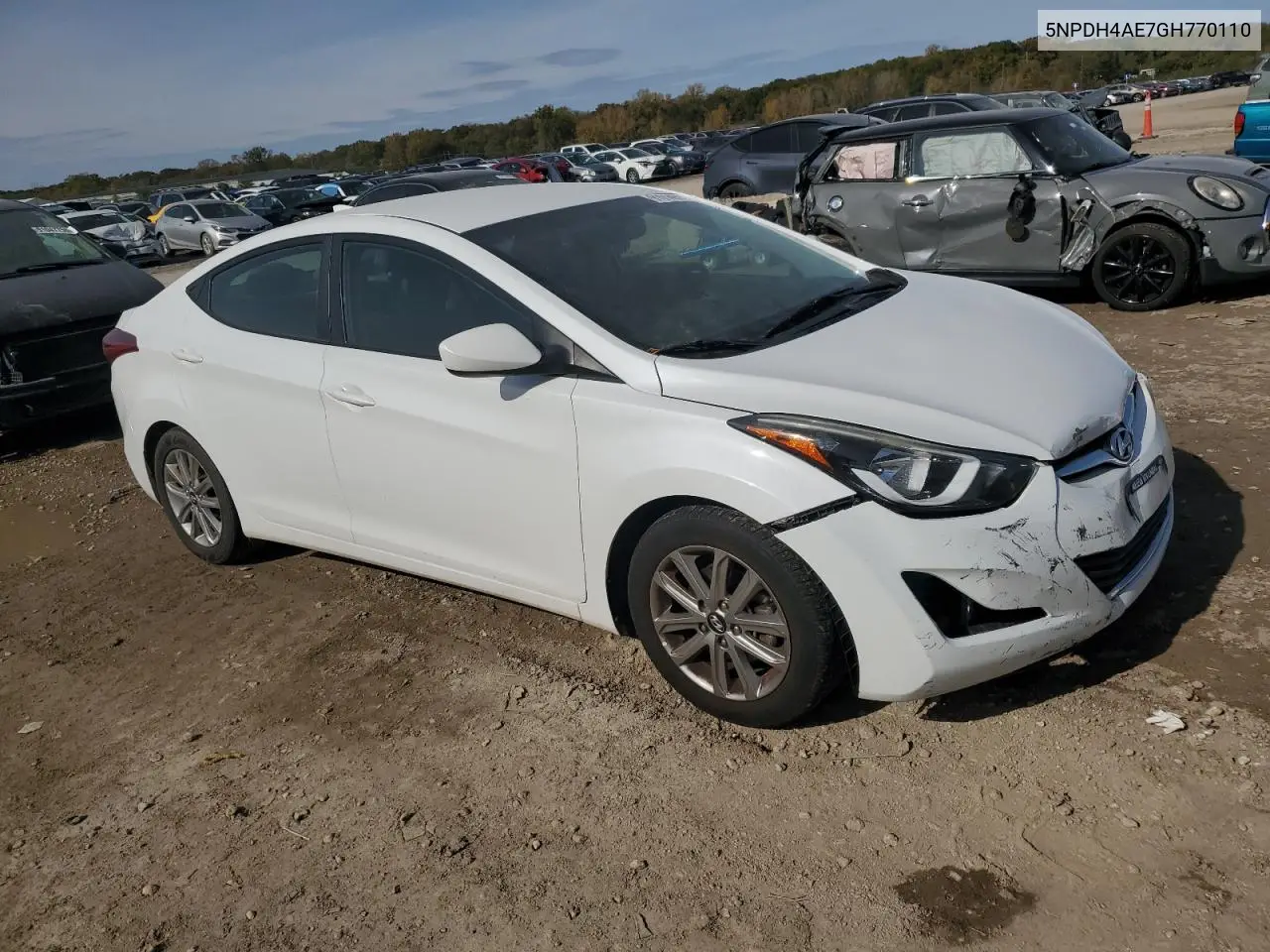 5NPDH4AE7GH770110 2016 Hyundai Elantra Se