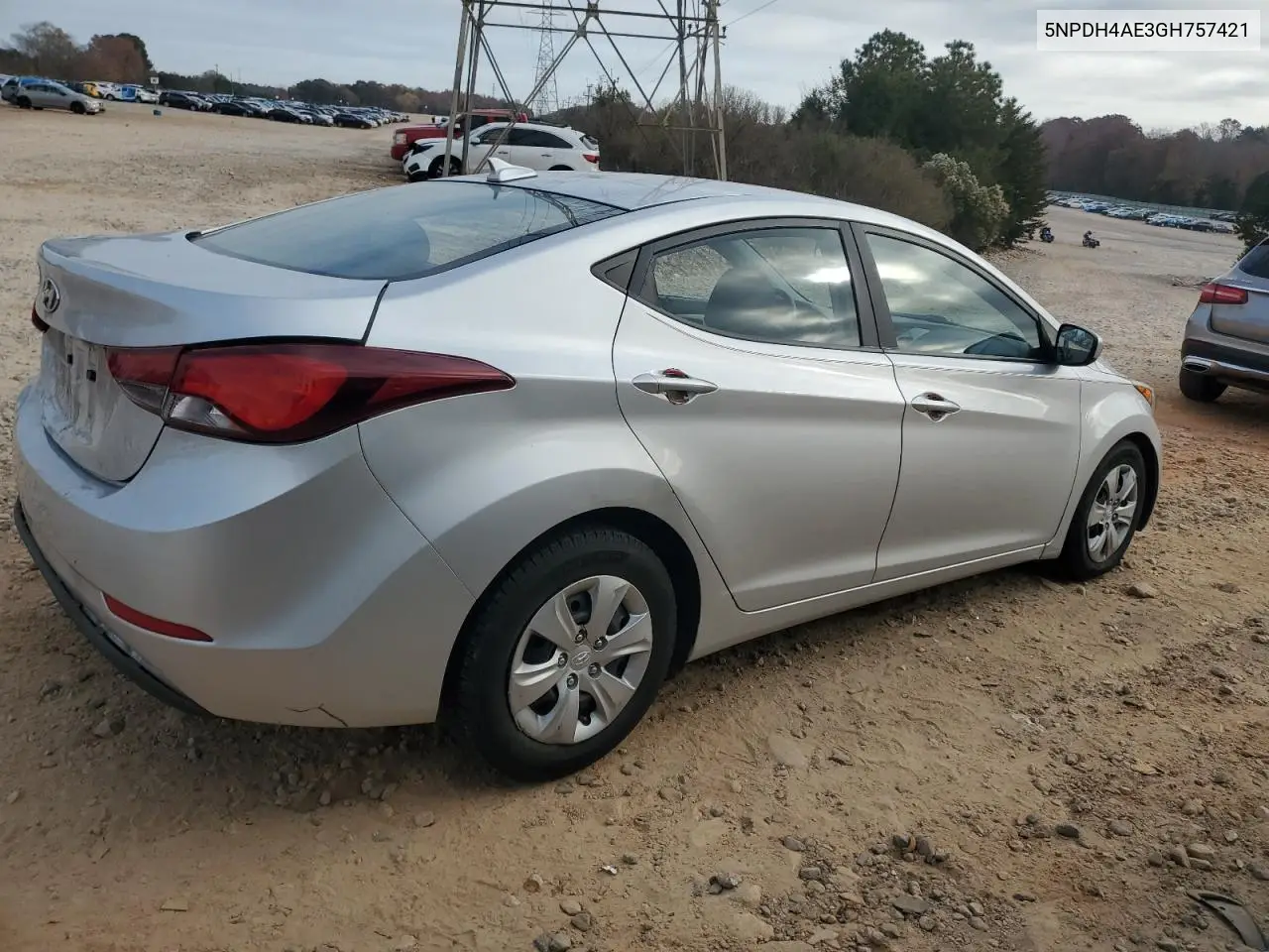 5NPDH4AE3GH757421 2016 Hyundai Elantra Se