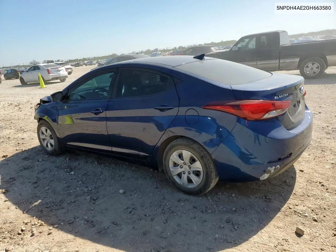 5NPDH4AE2GH663580 2016 Hyundai Elantra Se