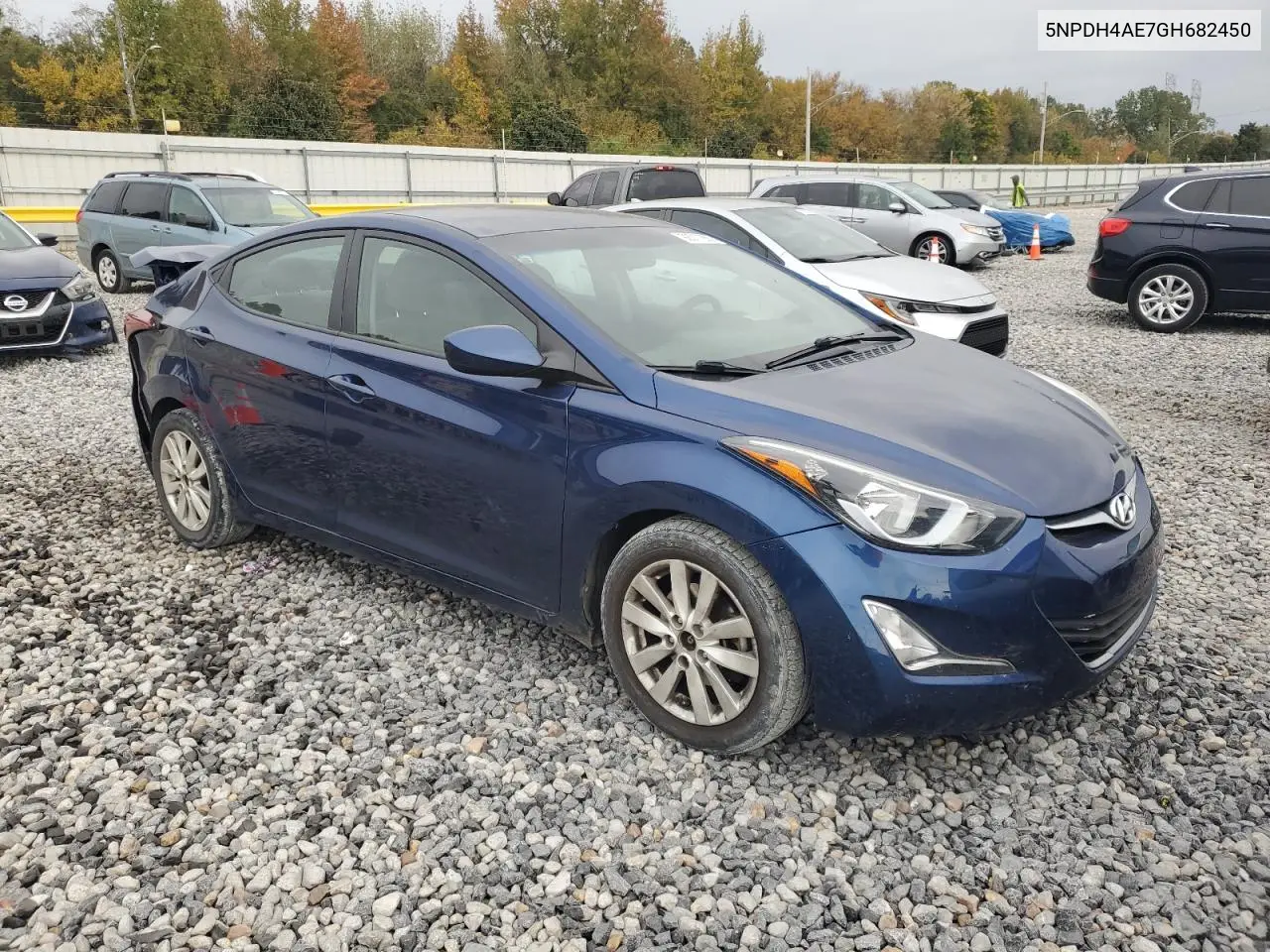5NPDH4AE7GH682450 2016 Hyundai Elantra Se