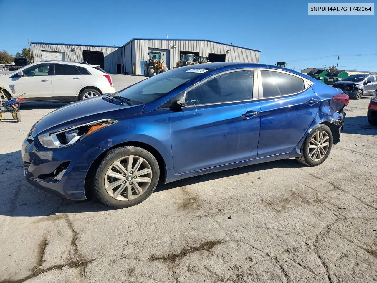5NPDH4AE7GH742064 2016 Hyundai Elantra Se