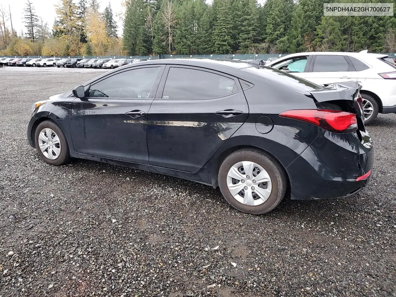 5NPDH4AE2GH700627 2016 Hyundai Elantra Se