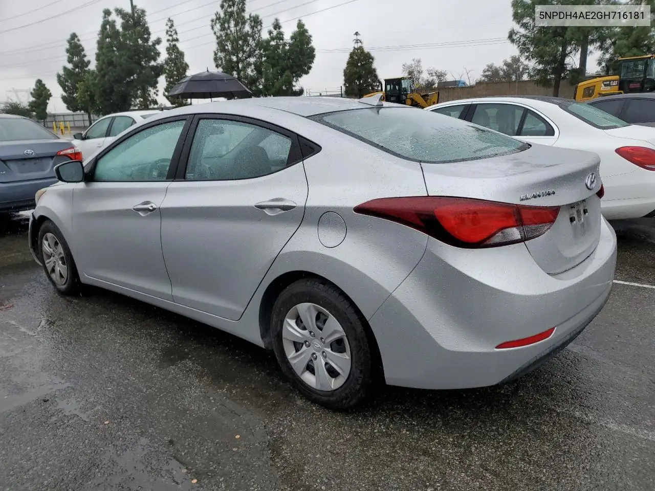 5NPDH4AE2GH716181 2016 Hyundai Elantra Se