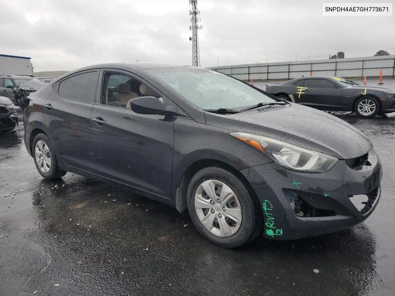 5NPDH4AE7GH773671 2016 Hyundai Elantra Se