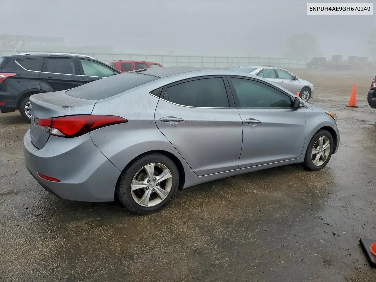 5NPDH4AE9GH670249 2016 Hyundai Elantra Se