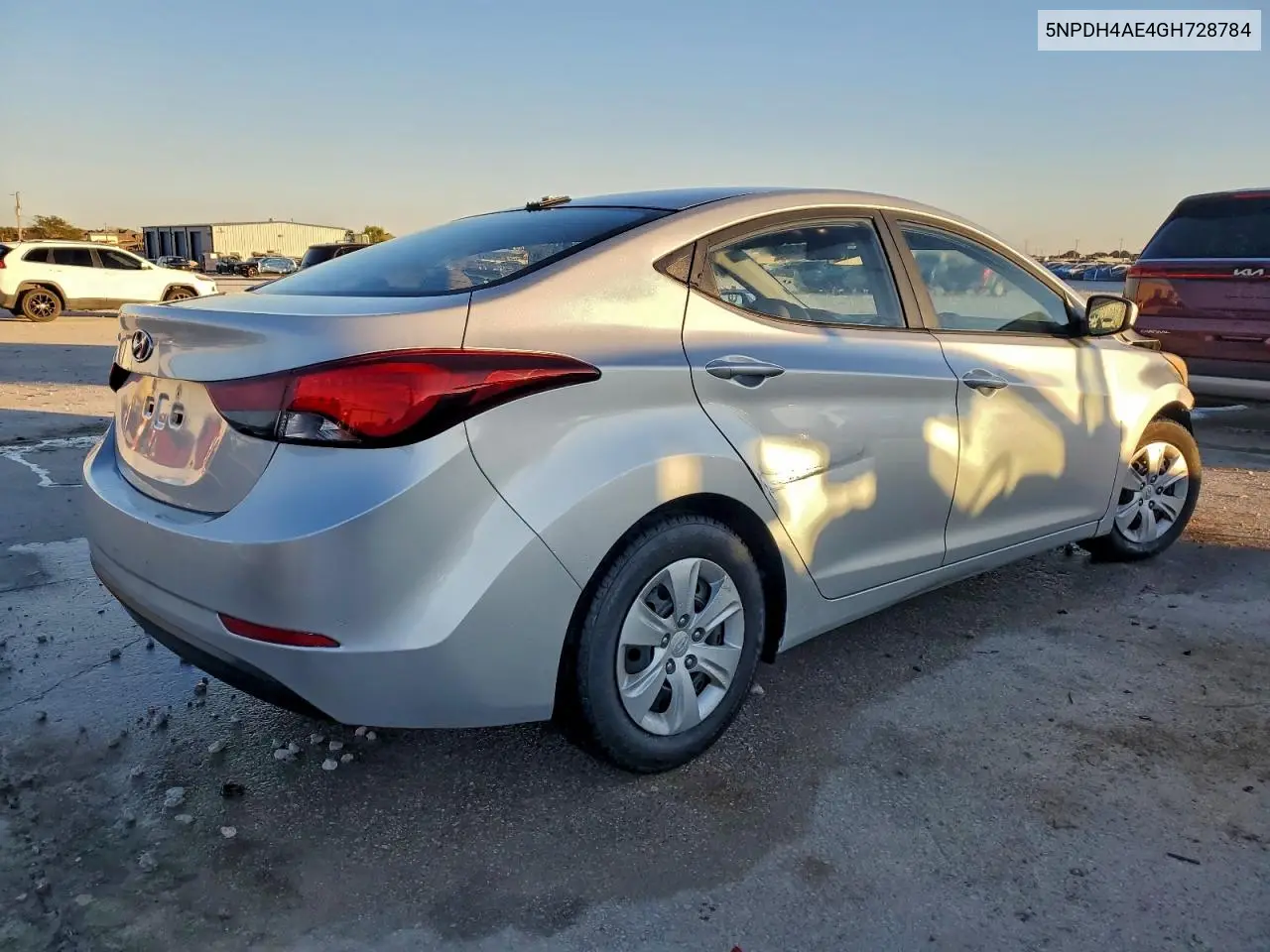 5NPDH4AE4GH728784 2016 Hyundai Elantra Se