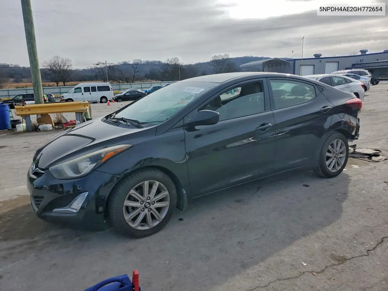 5NPDH4AE2GH772654 2016 Hyundai Elantra Se
