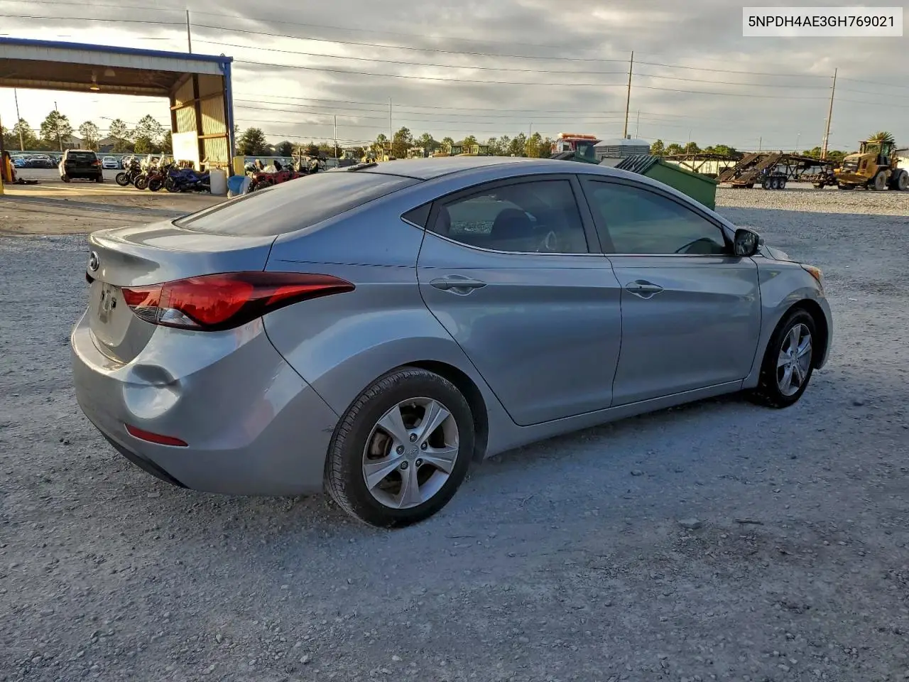5NPDH4AE3GH769021 2016 Hyundai Elantra Se