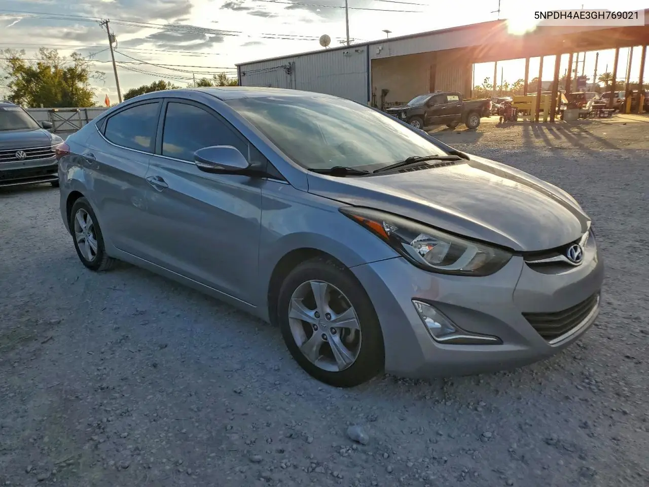 5NPDH4AE3GH769021 2016 Hyundai Elantra Se