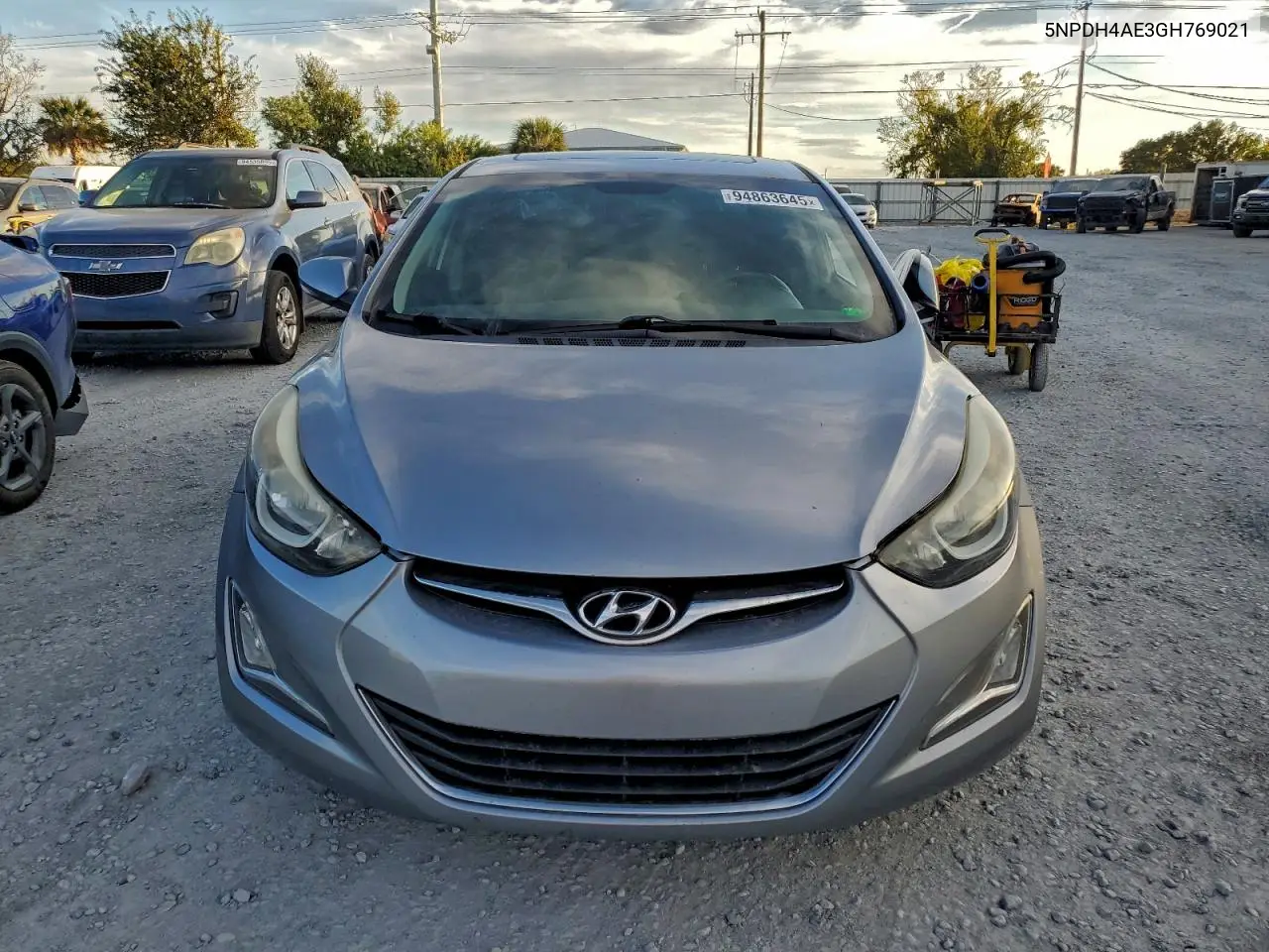 5NPDH4AE3GH769021 2016 Hyundai Elantra Se