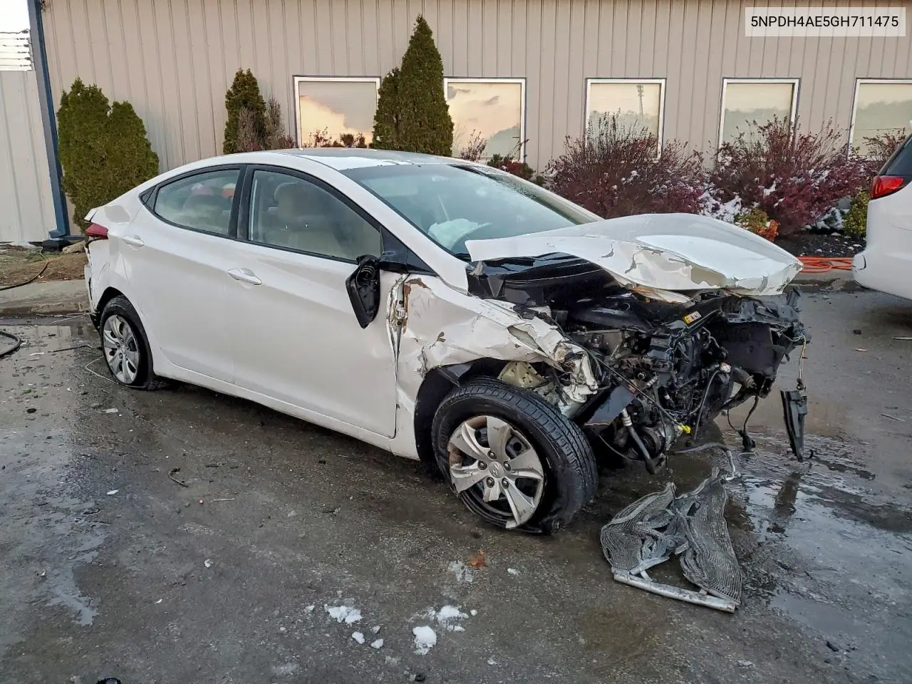 5NPDH4AE5GH711475 2016 Hyundai Elantra Se