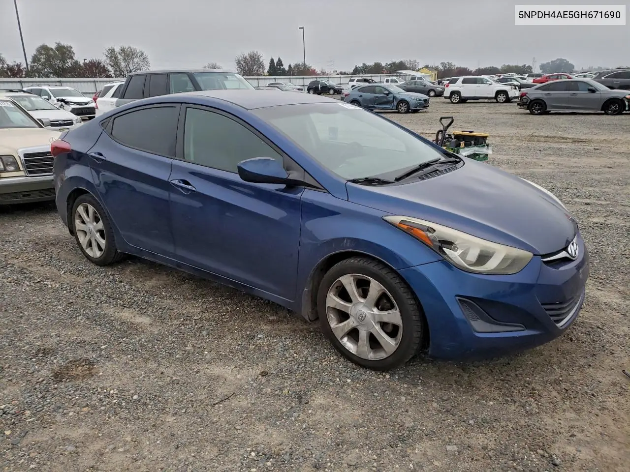 5NPDH4AE5GH671690 2016 Hyundai Elantra Se