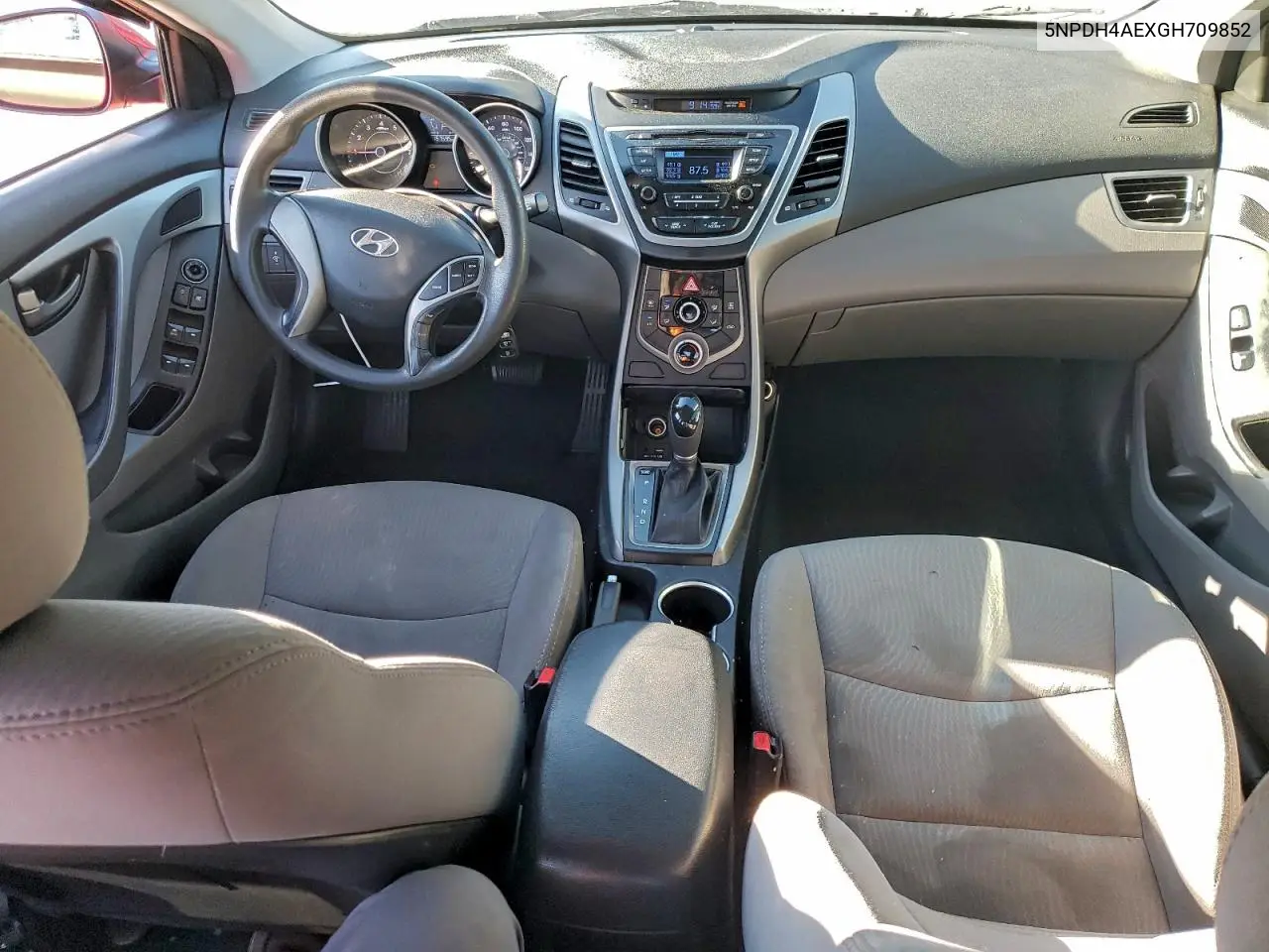 5NPDH4AEXGH709852 2016 Hyundai Elantra Se