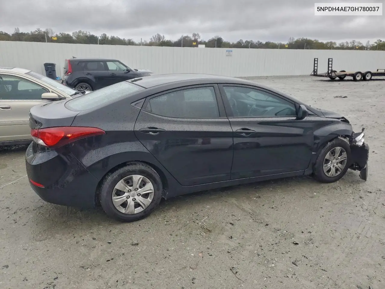 5NPDH4AE7GH780037 2016 Hyundai Elantra Se