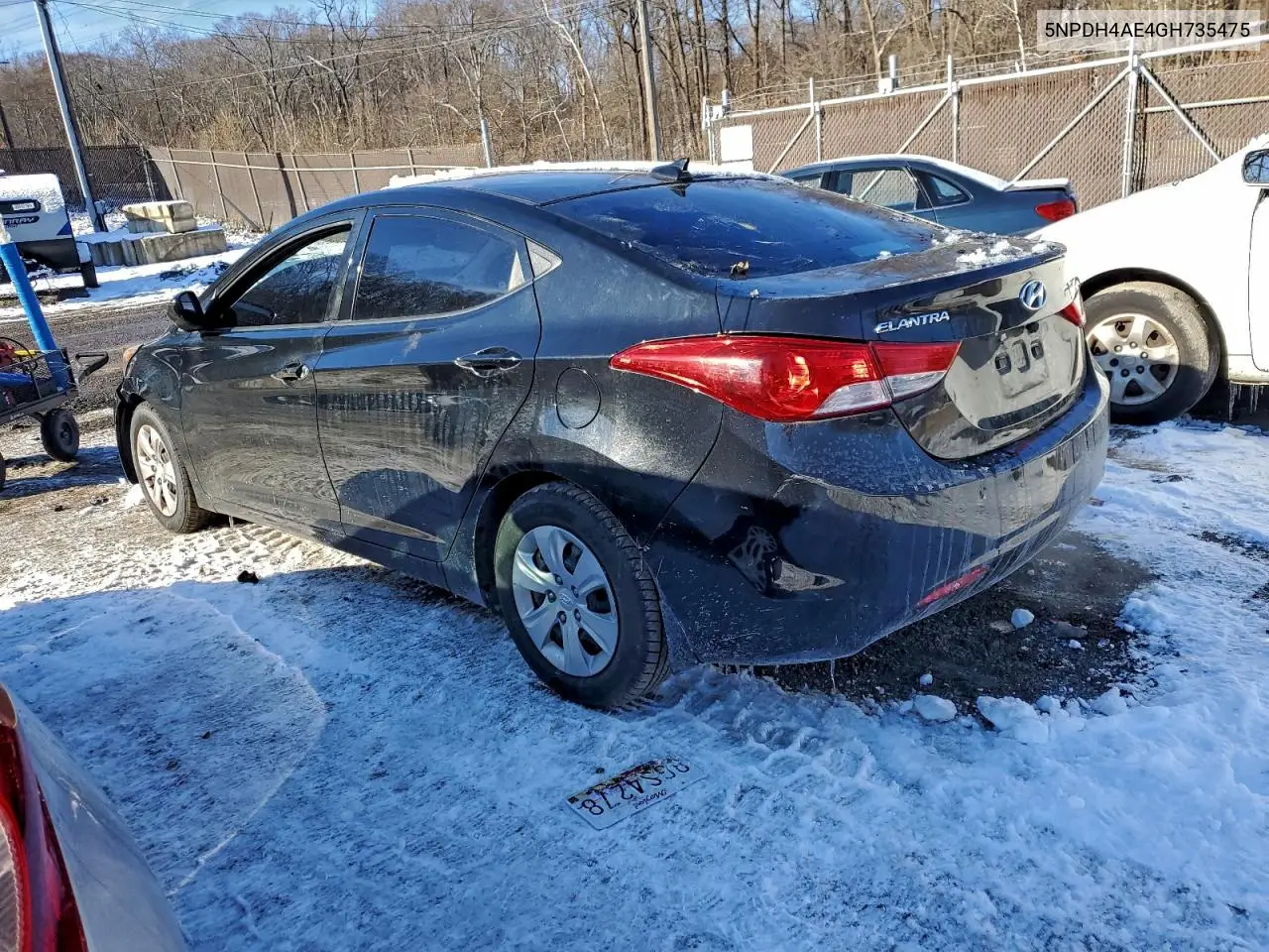 5NPDH4AE4GH735475 2016 Hyundai Elantra Se