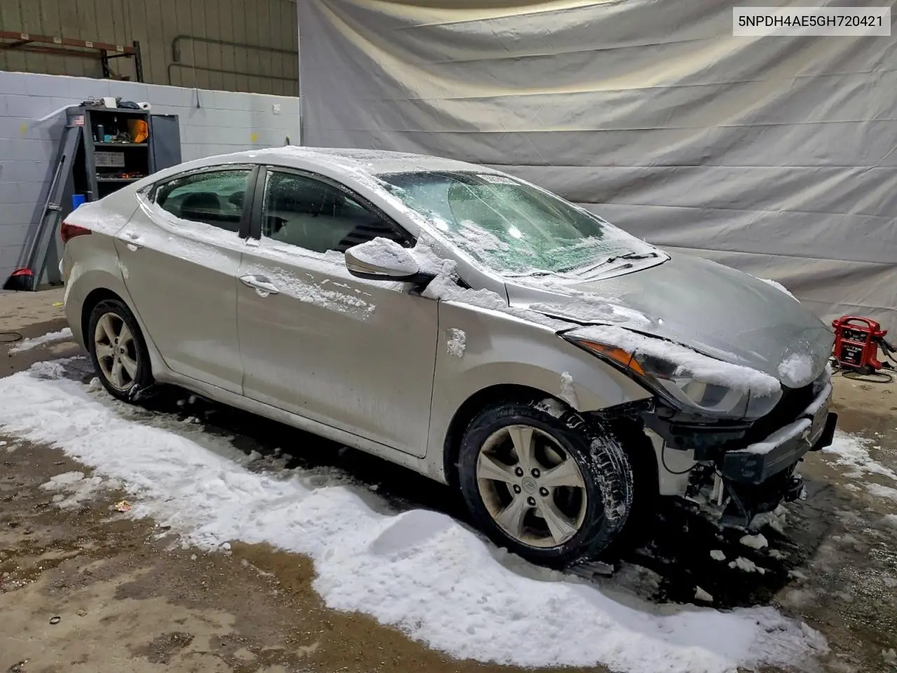 5NPDH4AE5GH720421 2016 Hyundai Elantra Se