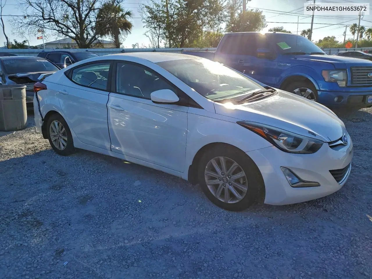 5NPDH4AE1GH653672 2016 Hyundai Elantra Se