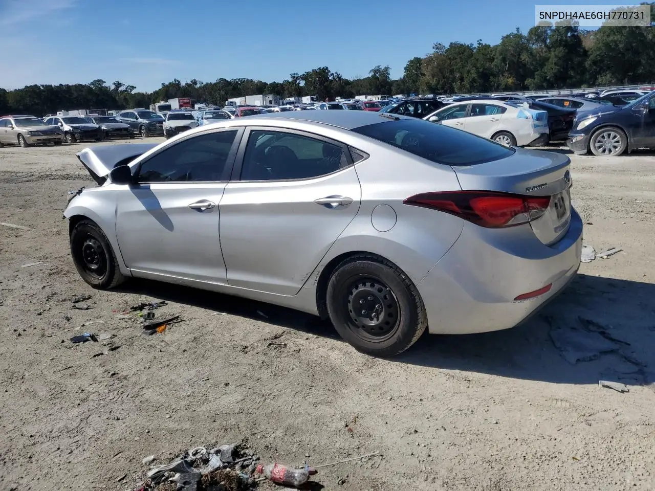 5NPDH4AE6GH770731 2016 Hyundai Elantra Se