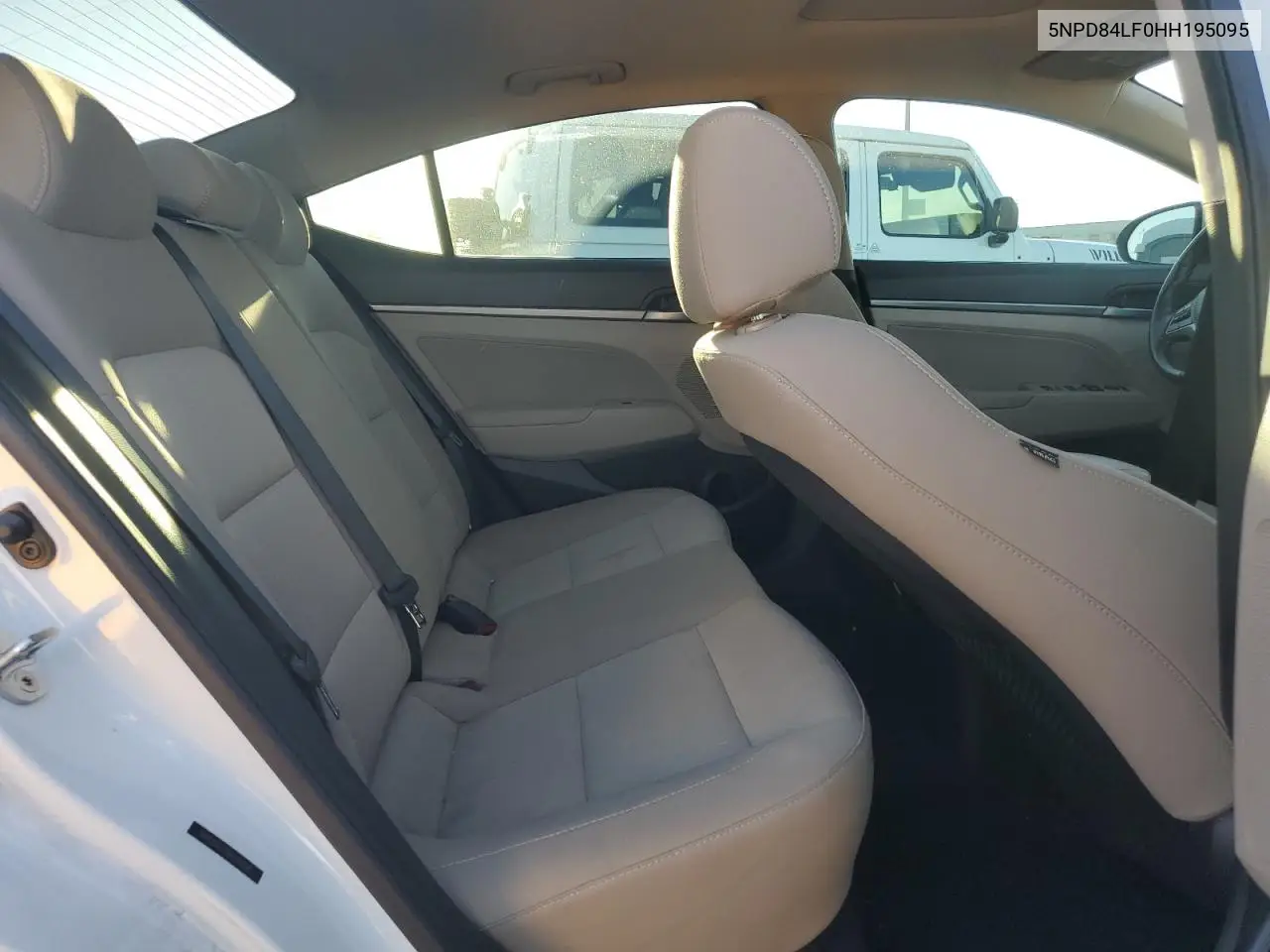 5NPD84LF0HH195095 2017 Hyundai Elantra Se