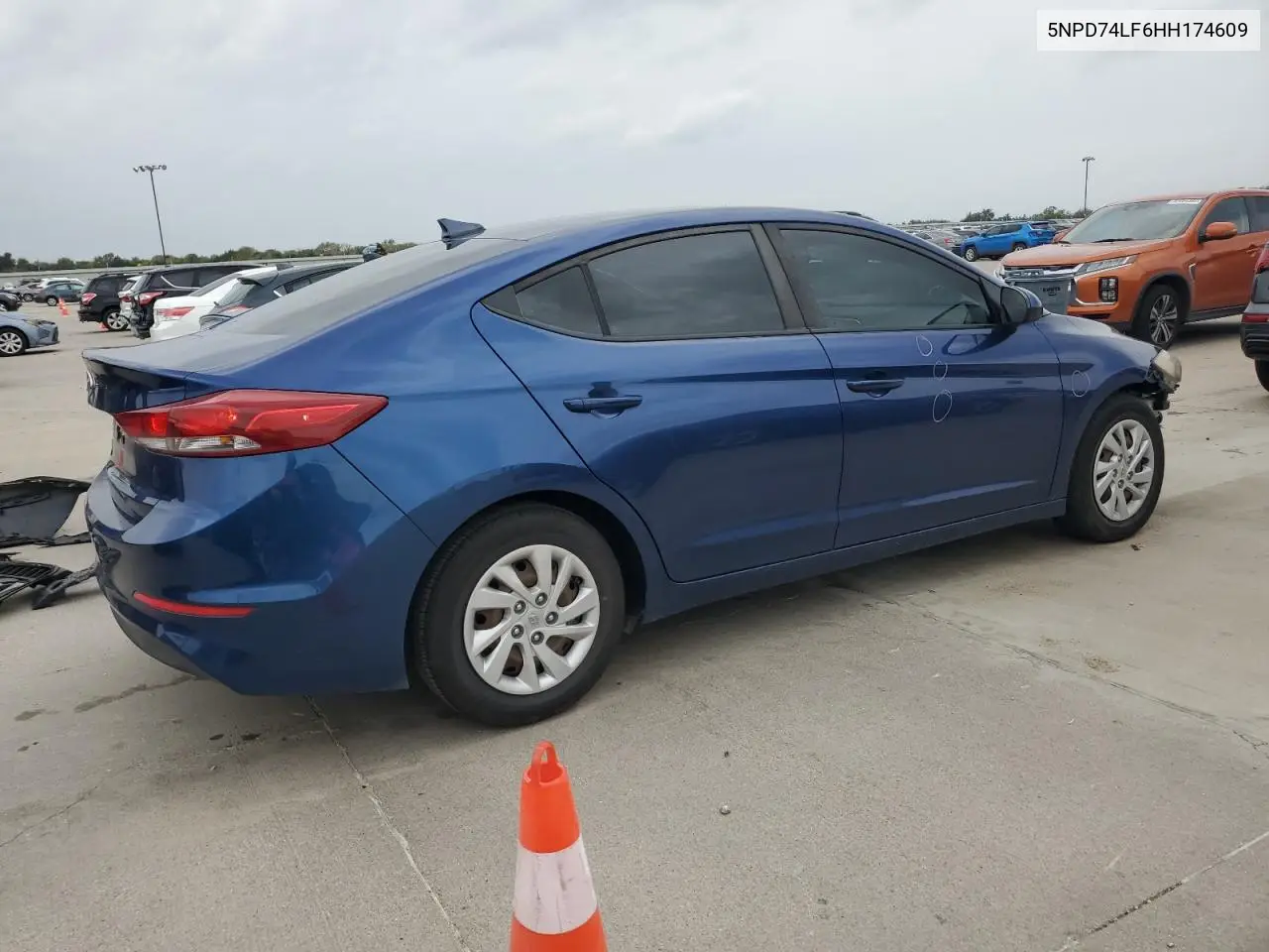 5NPD74LF6HH174609 2017 Hyundai Elantra Se