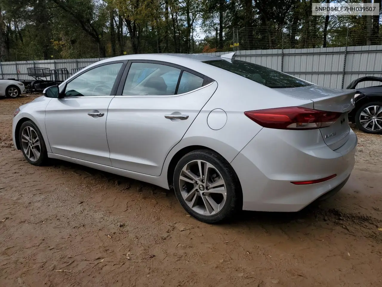 5NPD84LF7HH039507 2017 Hyundai Elantra Se