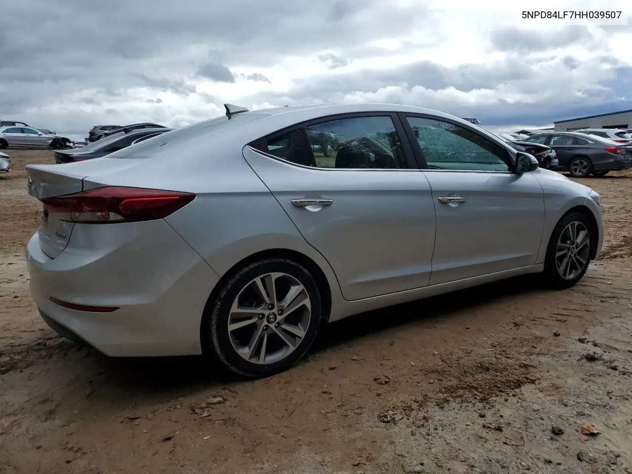 5NPD84LF7HH039507 2017 Hyundai Elantra Se